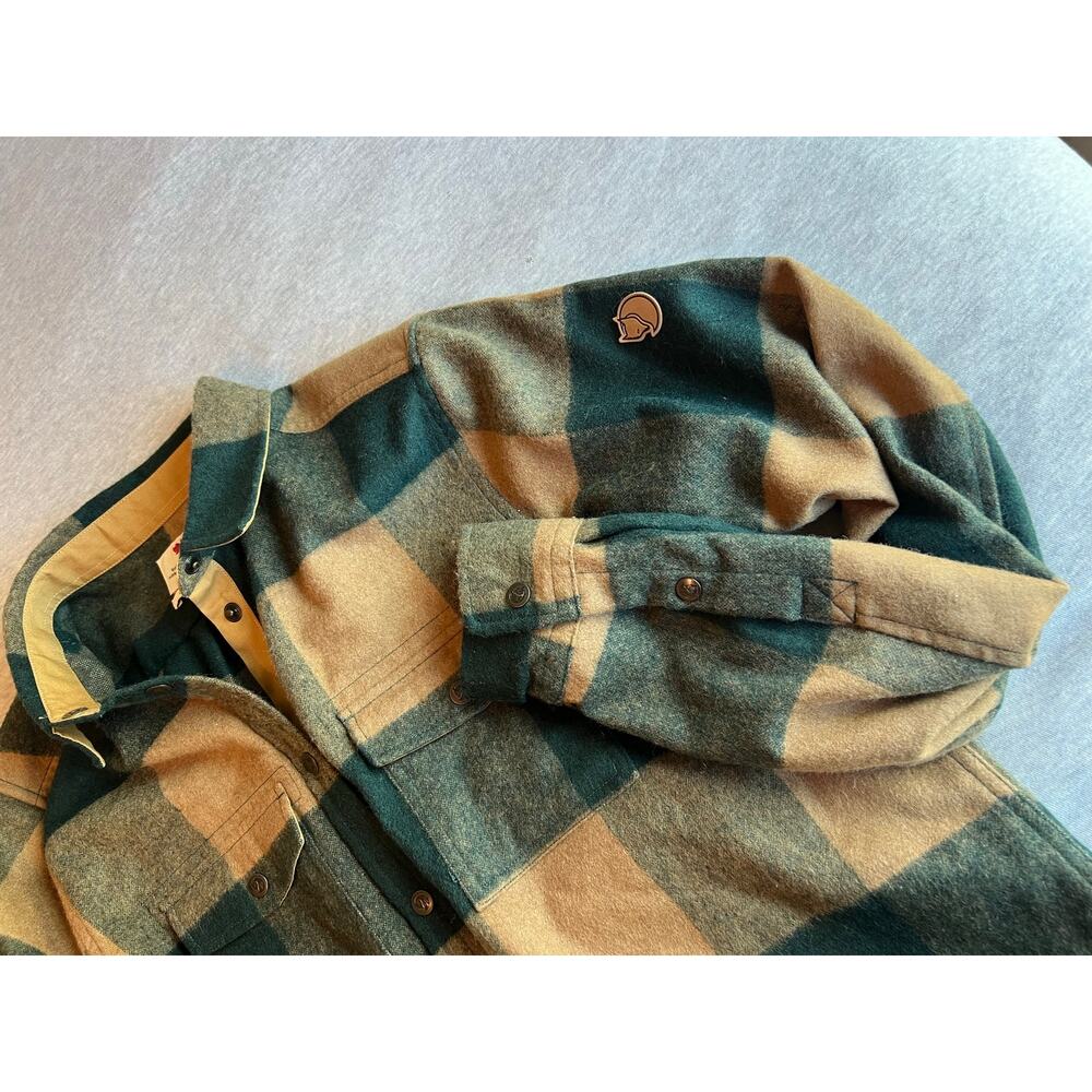 Fjallraven women's canada LS shirt relaxed fit tan & green plaid button down - Picture 3 of 5